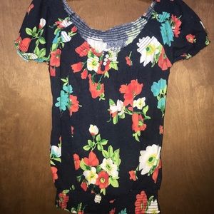 Women’s shirt